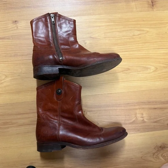 FRYE Women's Melissa Button Short Boot Booties Sz US 6 B Brown Leather - Picture 3 of 16